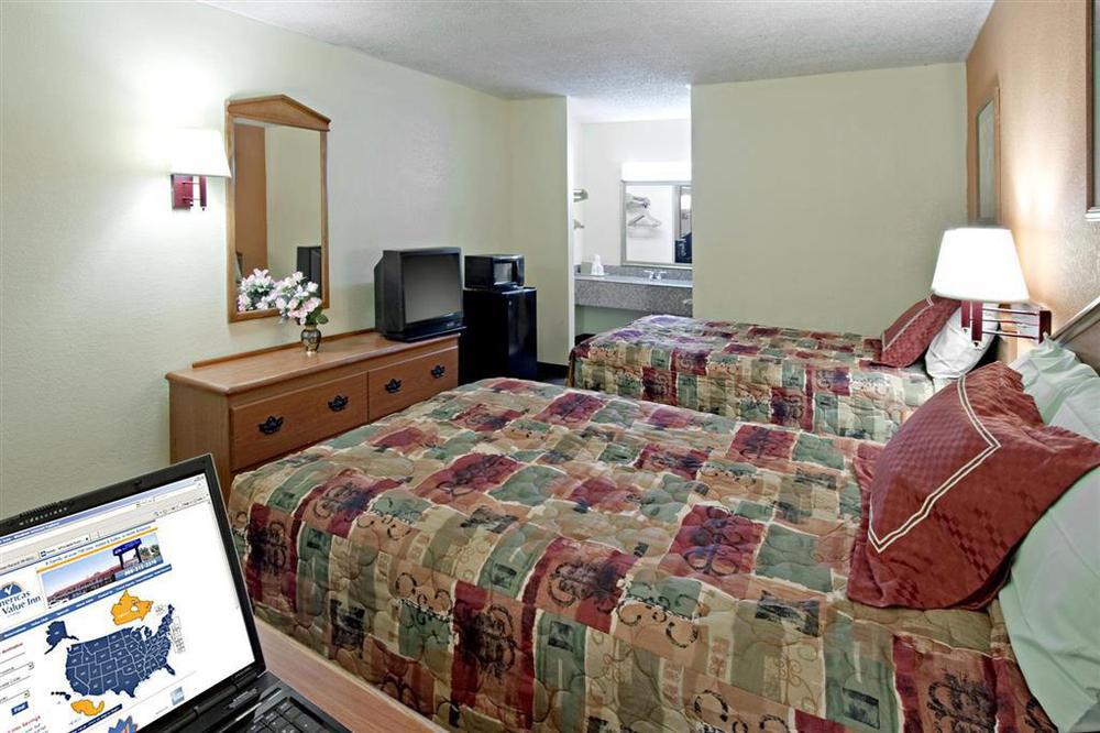 Rodeway Inn Кантон Стая снимка